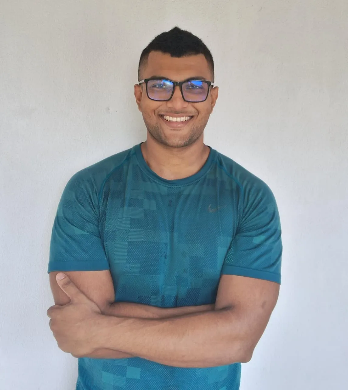 Bernil Wickramasinghe - NVQ Level 4 certified online fitness coach and sports massage therapist